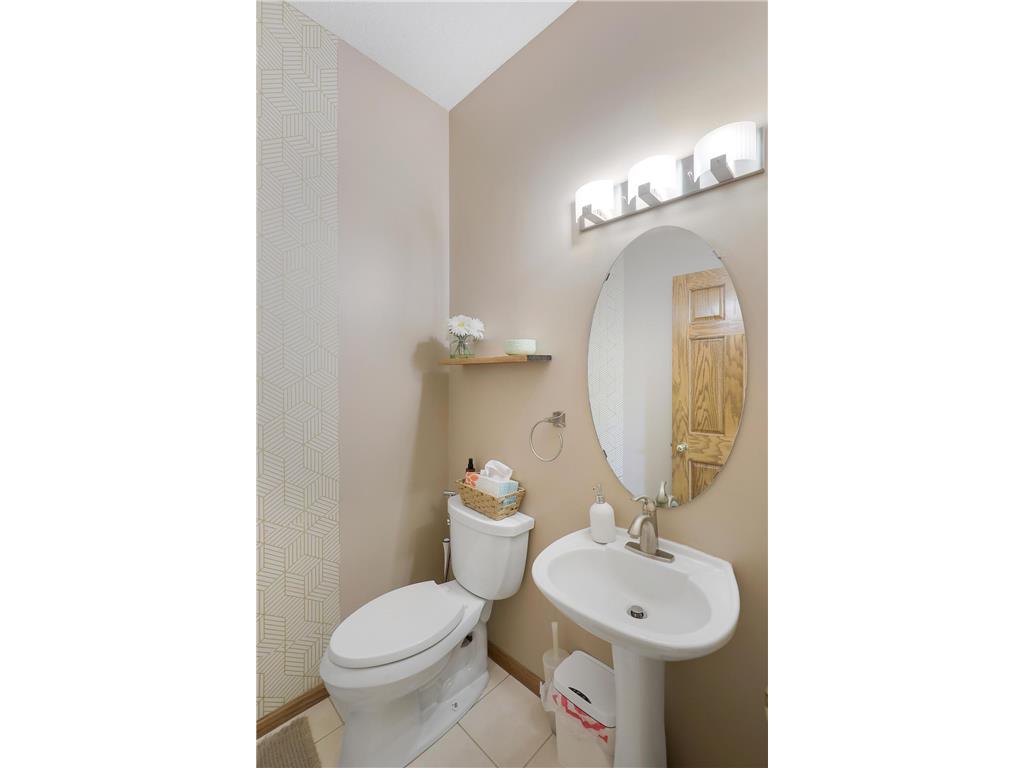 17126 New Market Drive Eden Prairie MN 55347 7027275 image37