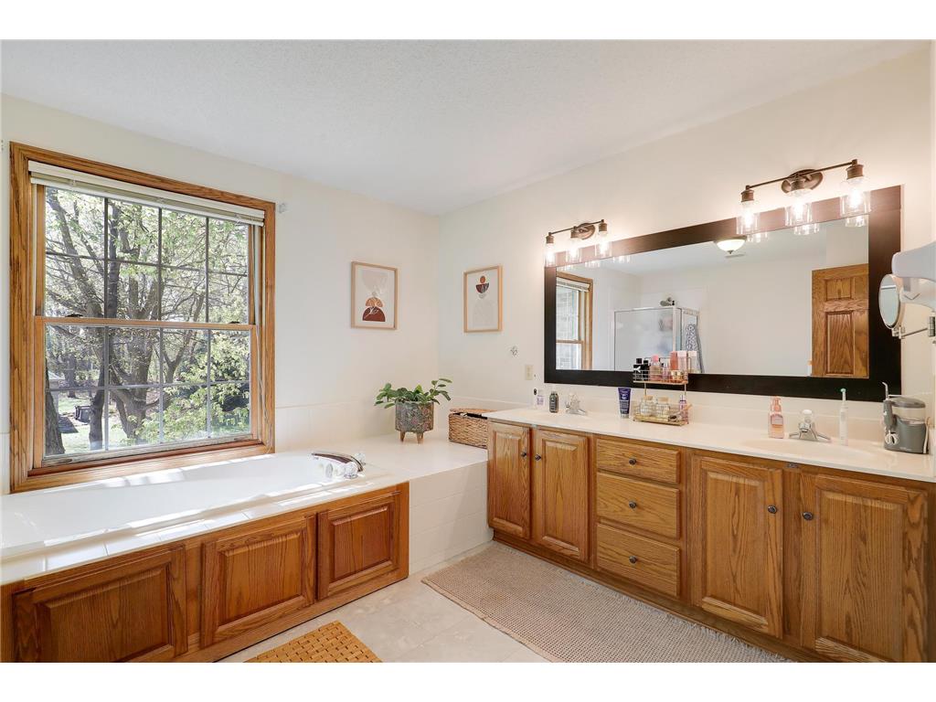 17126 New Market Drive Eden Prairie MN 55347 7027275 image46
