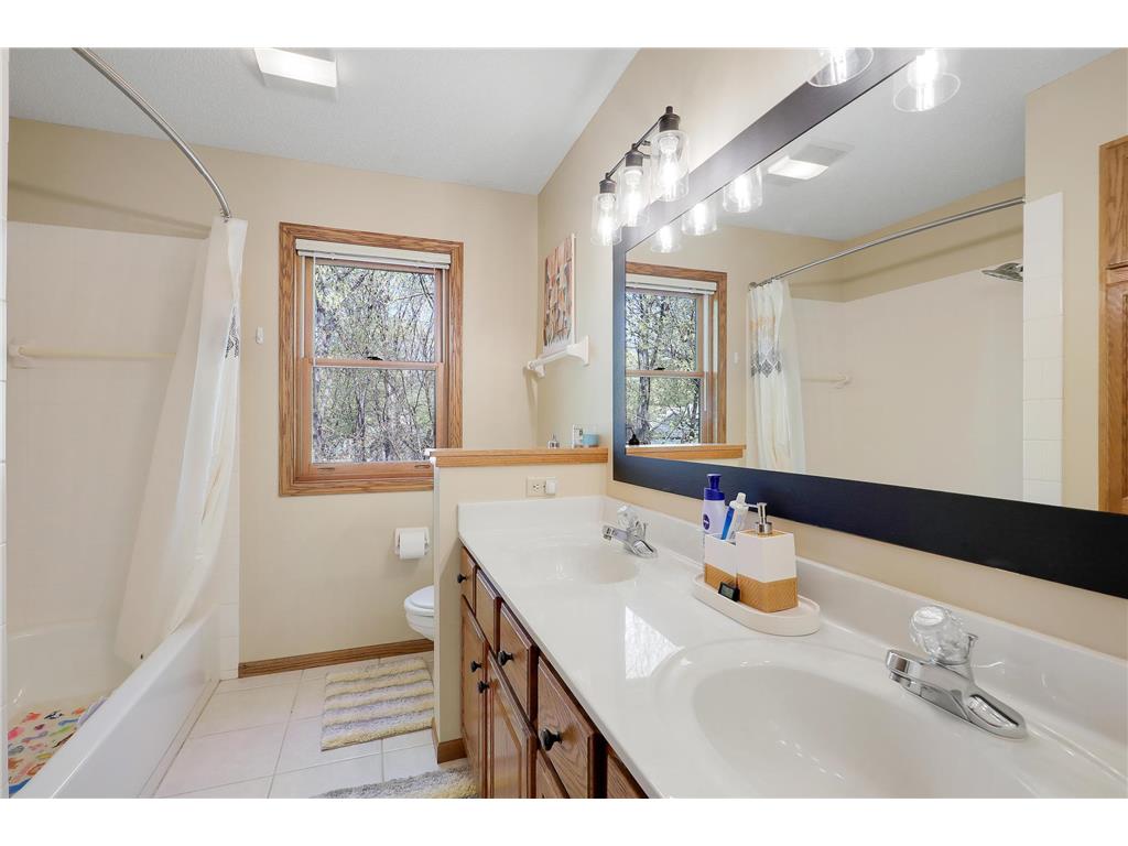 17126 New Market Drive Eden Prairie MN 55347 7027275 image55