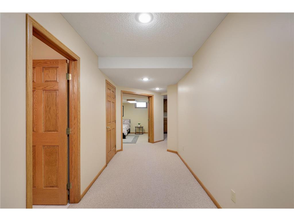 17126 New Market Drive Eden Prairie MN 55347 7027275 image56