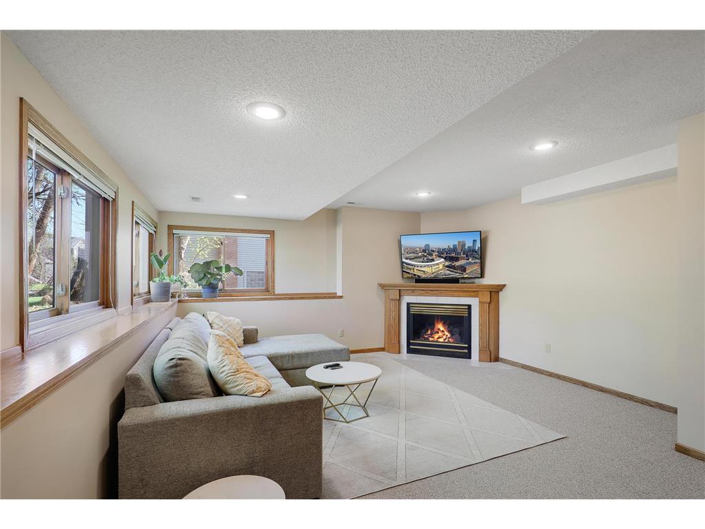 17126 New Market Drive Eden Prairie MN 55347 7027275 image60