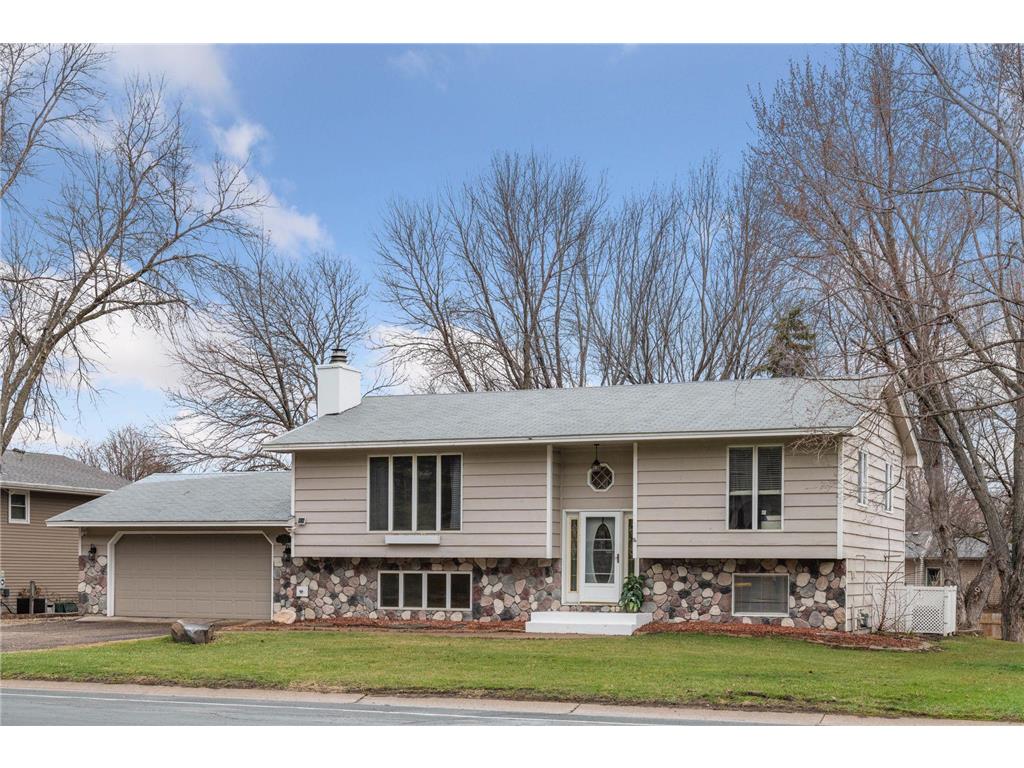 1713 Deerwood Drive, Eagan, MN, 55122 MLS 6167364 Edina Realty