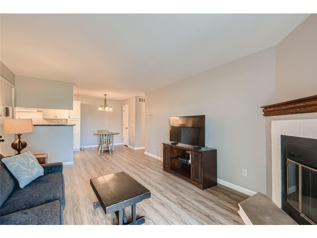 1713 Fulham Street #F Lauderdale MN 55113 6822537 image3