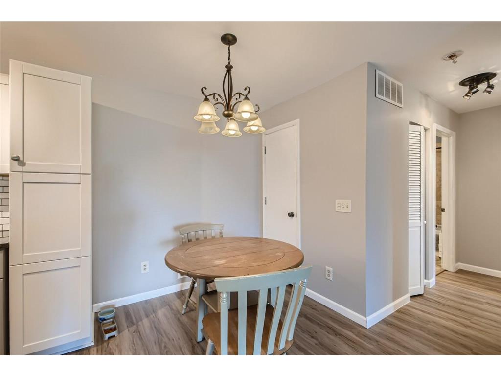 1713 Fulham Street #F Lauderdale MN 55113 6822537 image4