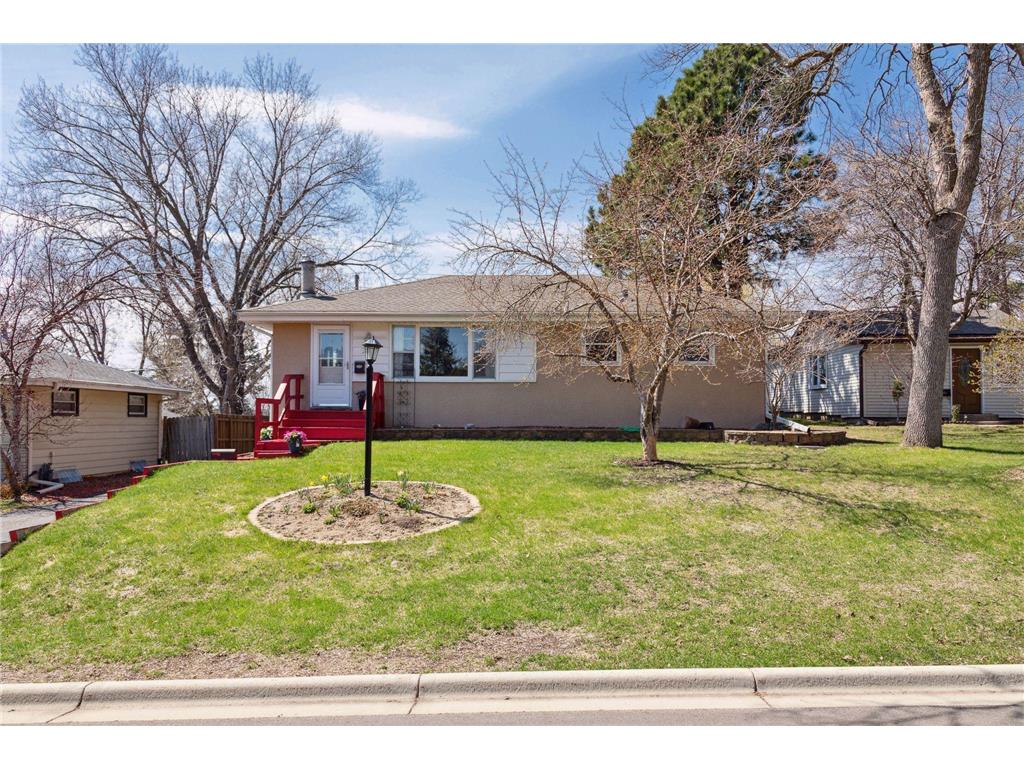 1713 Independence Avenue N Golden Valley MN 55427 6360260 image1