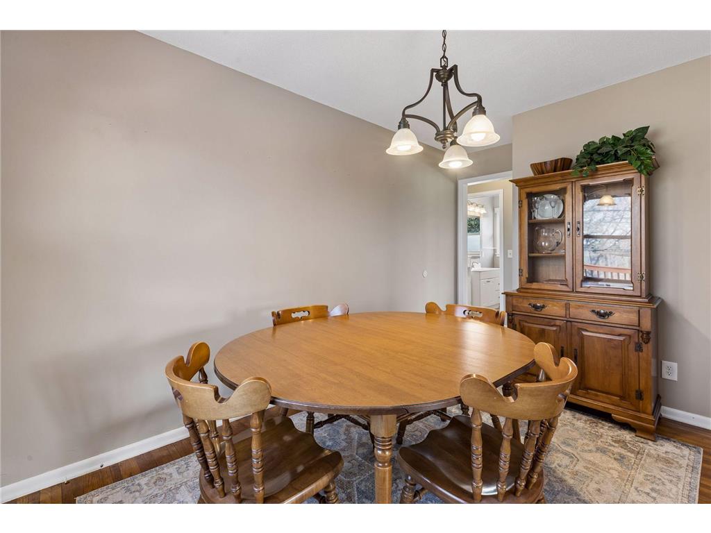 1713 Independence Avenue N Golden Valley MN 55427 7048594 image12