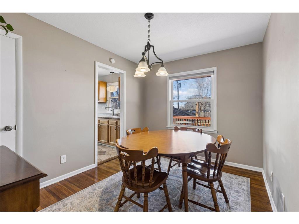 1713 Independence Avenue N Golden Valley MN 55427 7048594 image13