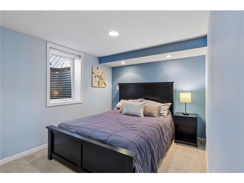 1713 Independence Avenue N Golden Valley MN 55427 7048594 image27