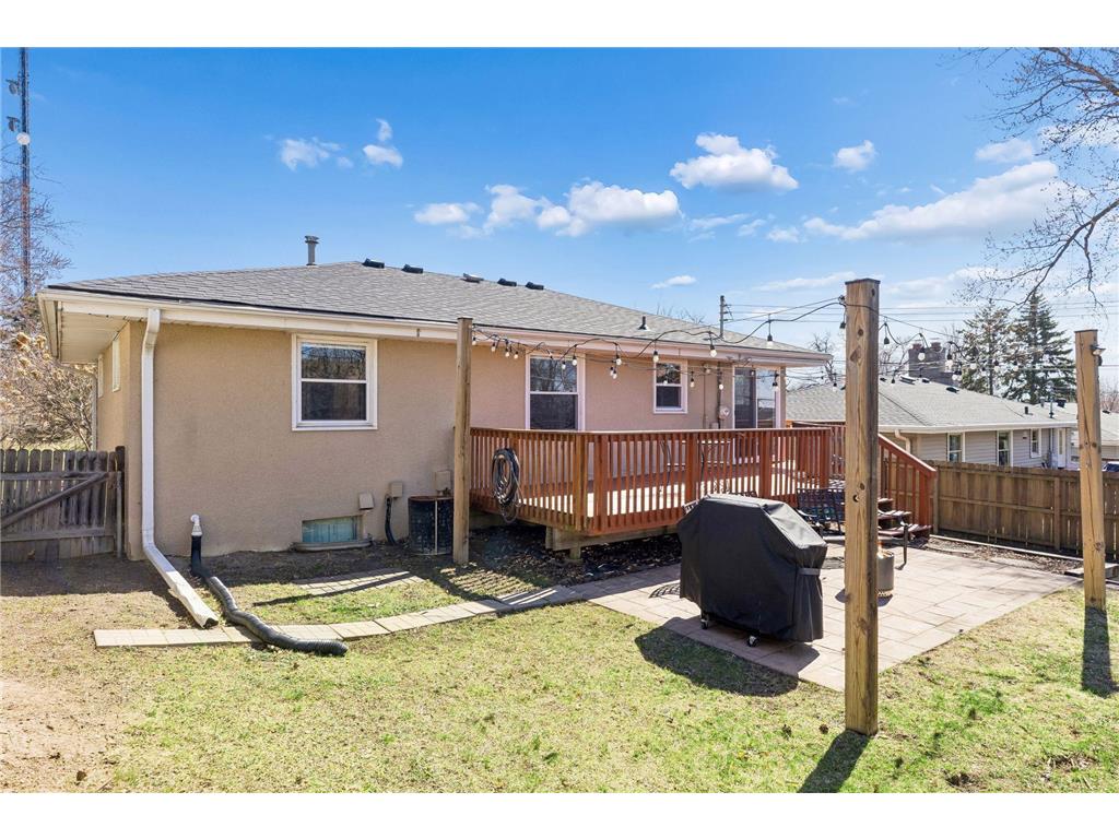 1713 Independence Avenue N Golden Valley MN 55427 7048594 image35