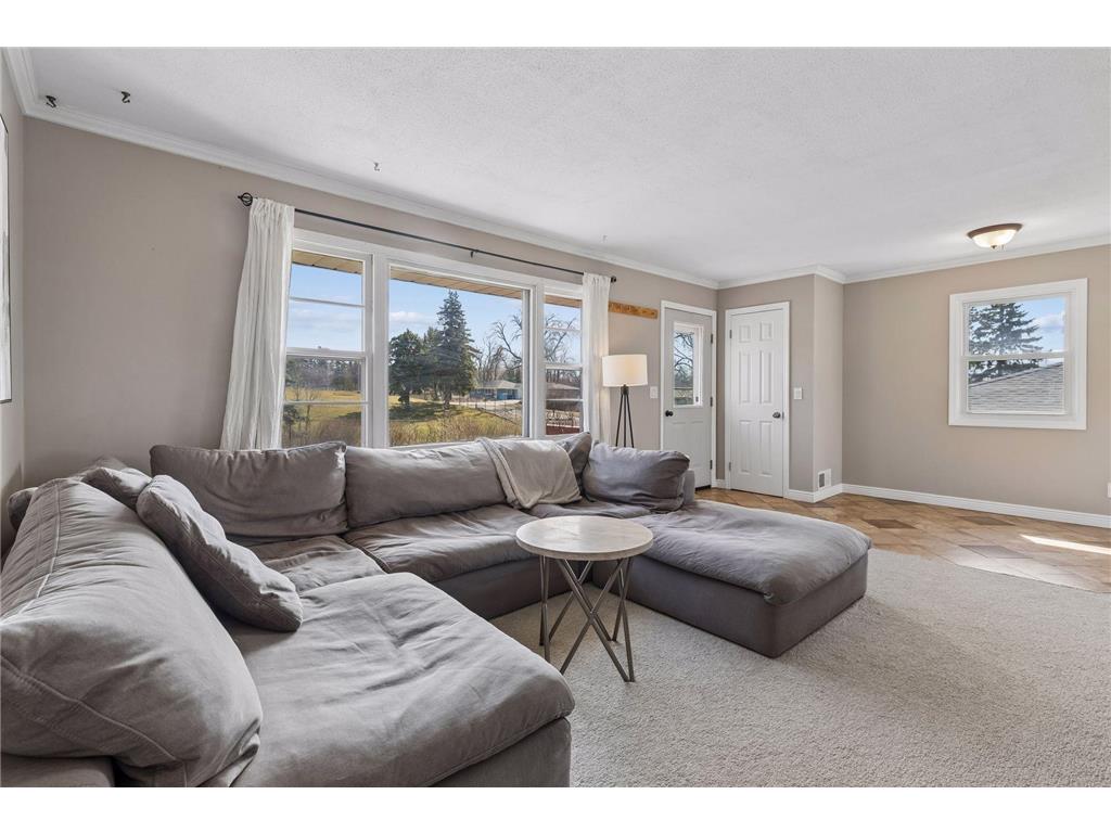 1713 Independence Avenue N Golden Valley MN 55427 7048594 image6