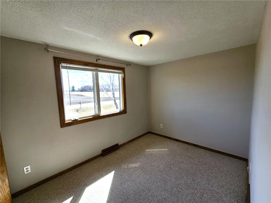 17132 River Oaks Boulevard Buse Twp MN 56537 7054601 image20