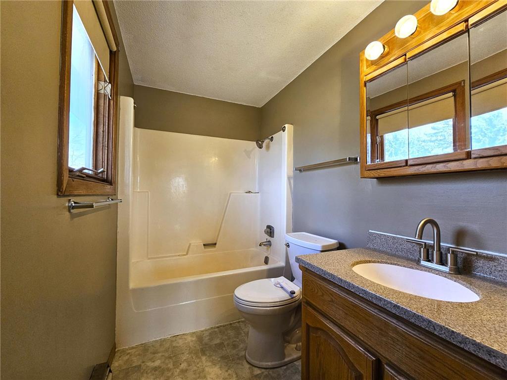 17132 River Oaks Boulevard Buse Twp MN 56537 7054601 image28
