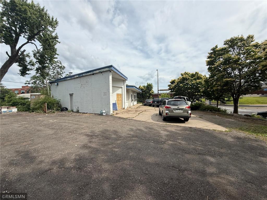 1714 E Hennepin Avenue Minneapolis MN 55414 7086681 image11