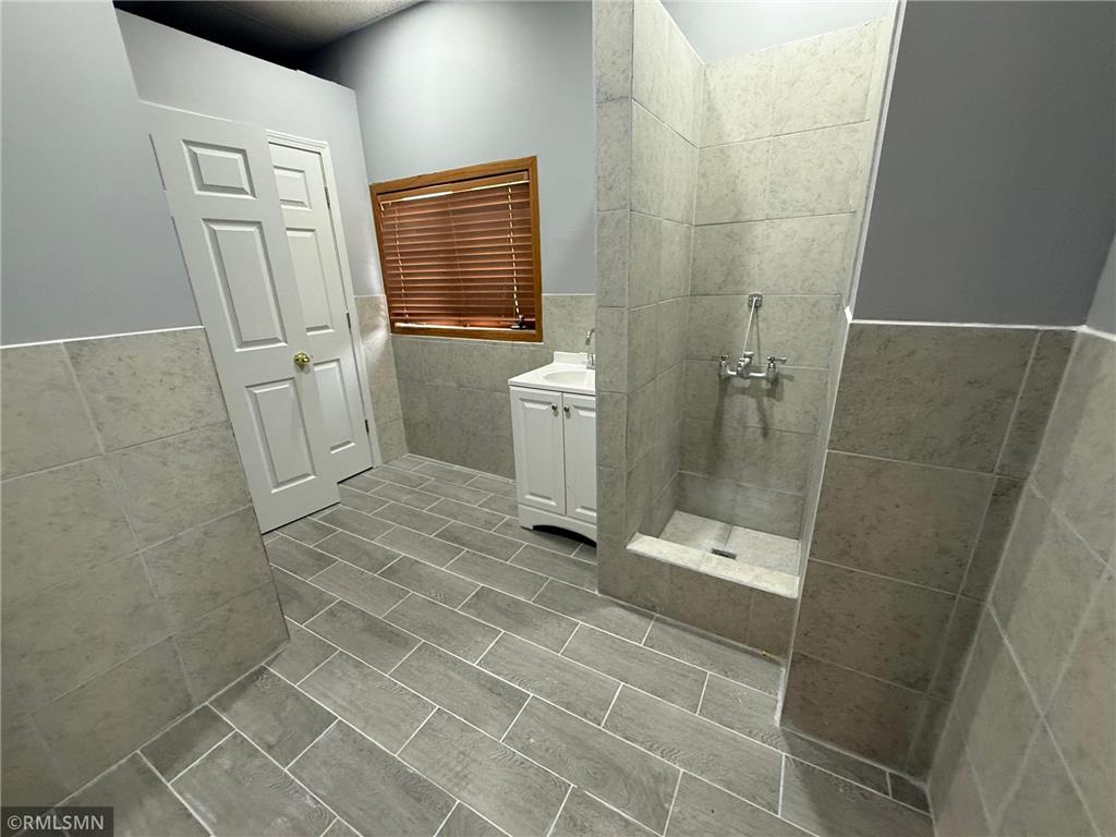 1714 E Hennepin Avenue Minneapolis MN 55414 7086681 image5
