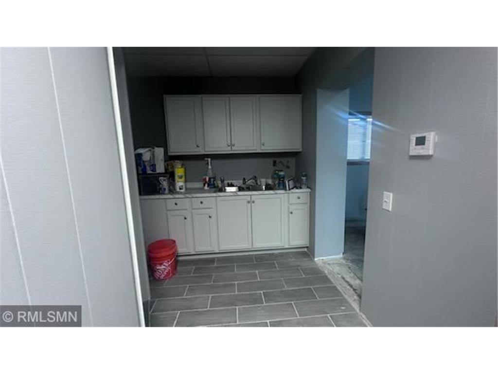 1714 E Hennepin Avenue Minneapolis MN 55414 7086681 image8