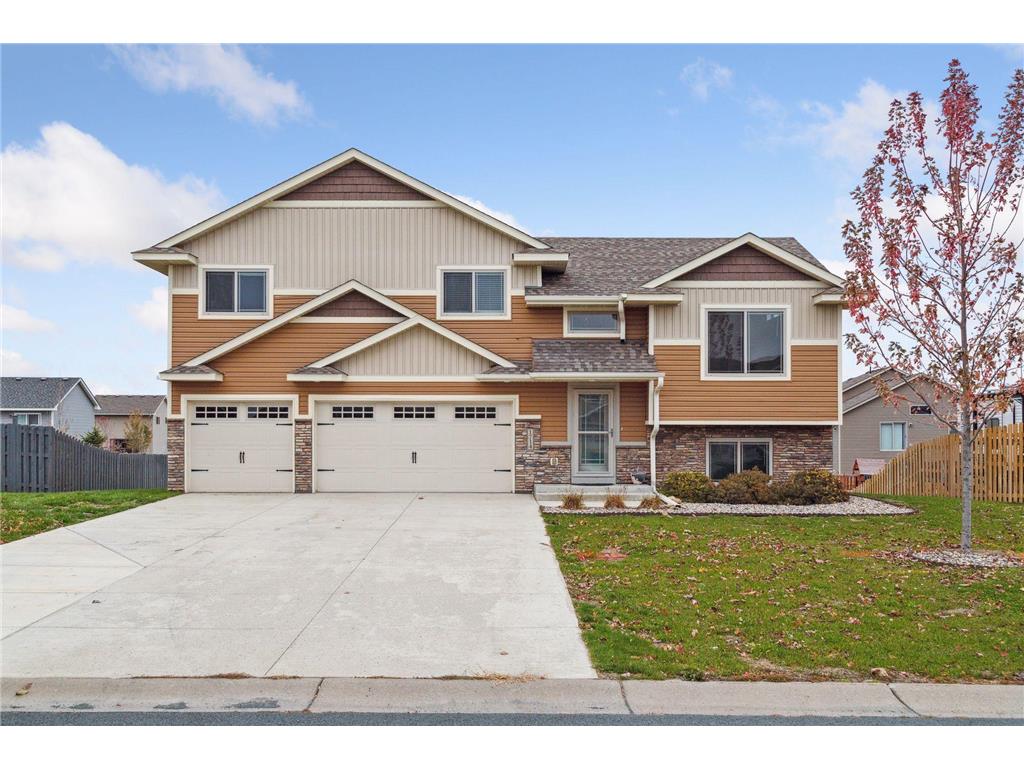 1714 Redhawk Way Mayer MN 55360 6436841 image1