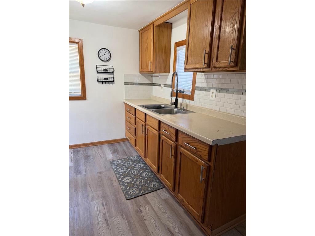 1714 SE Marshall Street Albert Lea MN 56007 7108809 image4