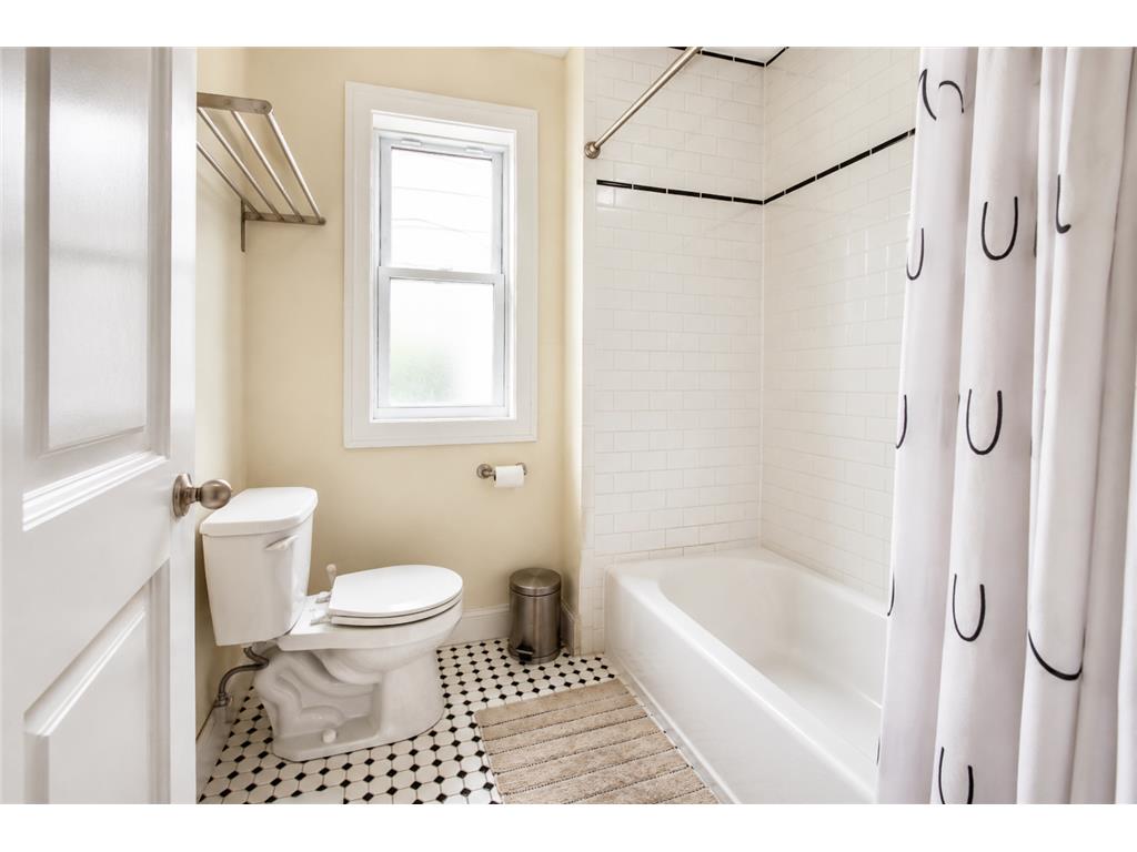 1715 37th Street E Minneapolis MN 55407 7079091 image10