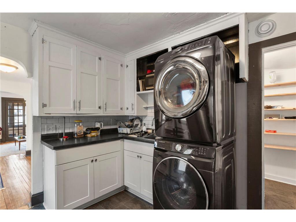 1715 6th Street NE Minneapolis MN 55413 7066861 image17