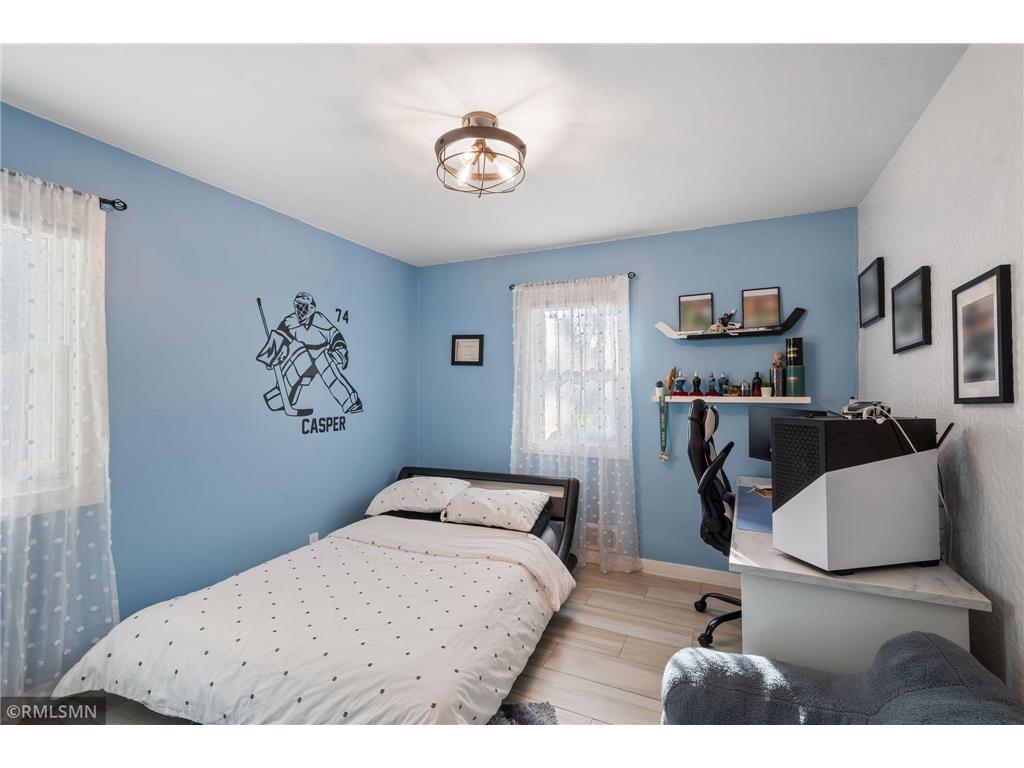 1715 Hillview Road Shoreview MN 55126 7021799 image25