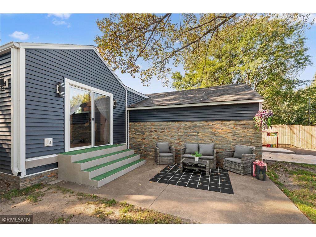 1715 Hillview Road Shoreview MN 55126 7021799 image7