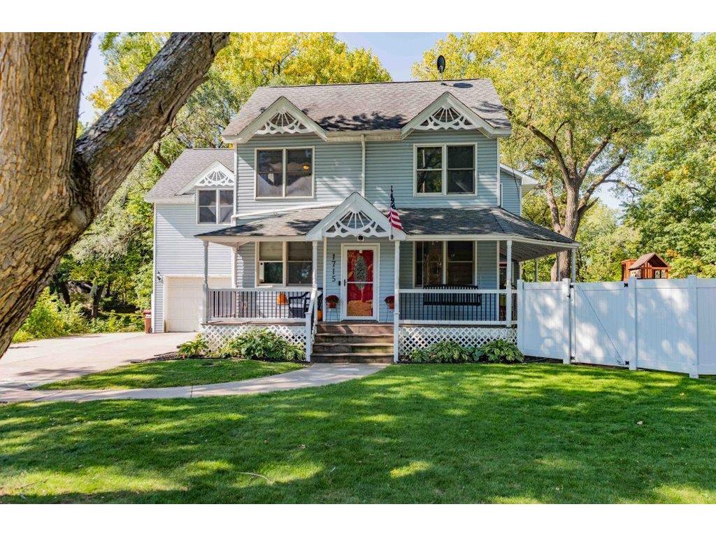 1715 Howard Street N Maplewood MN 55109 6566033 image1