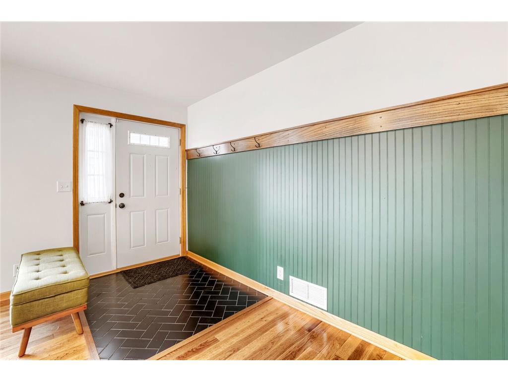 1715 Lincoln Street NE Minneapolis MN 55413 7054558 image3