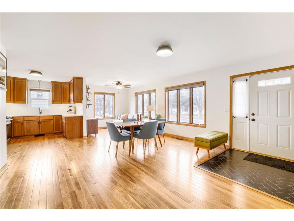 1715 Lincoln Street NE Minneapolis MN 55413 7054558 image4