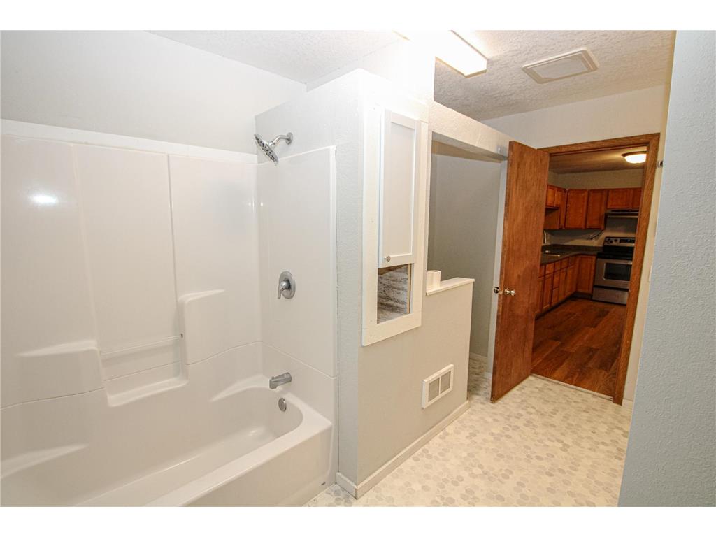 1715 Nokomis Street Alexandria MN 56308 6813026 image14