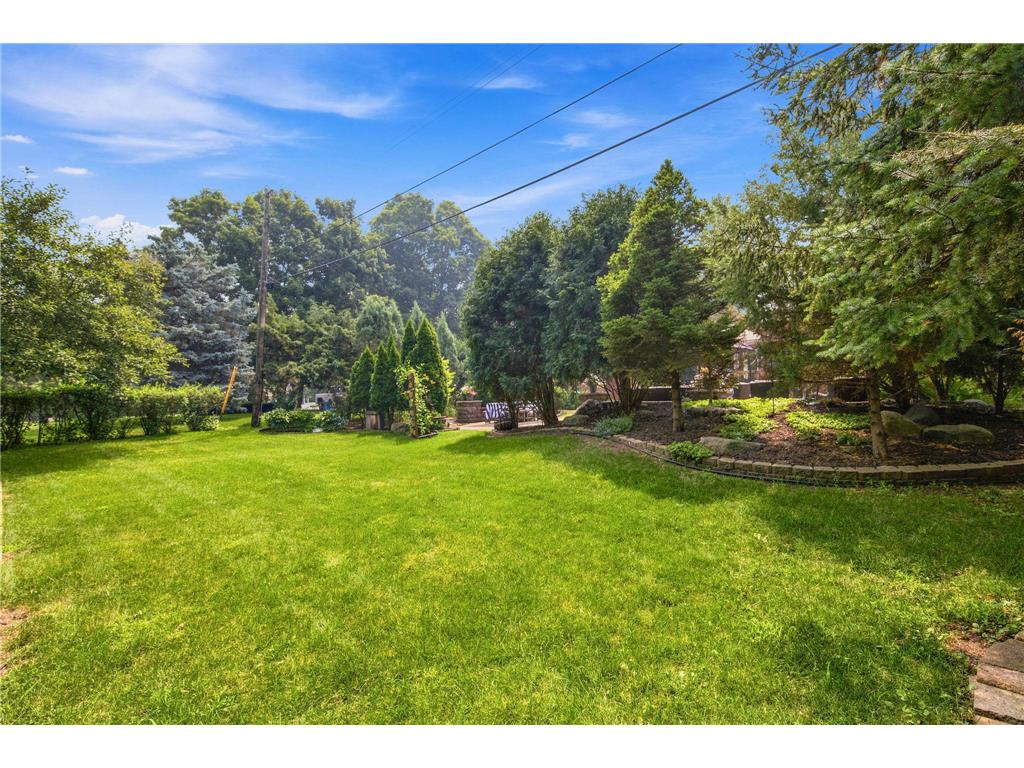 1715 Preston Lane Hopkins MN 55343 7101103 image35