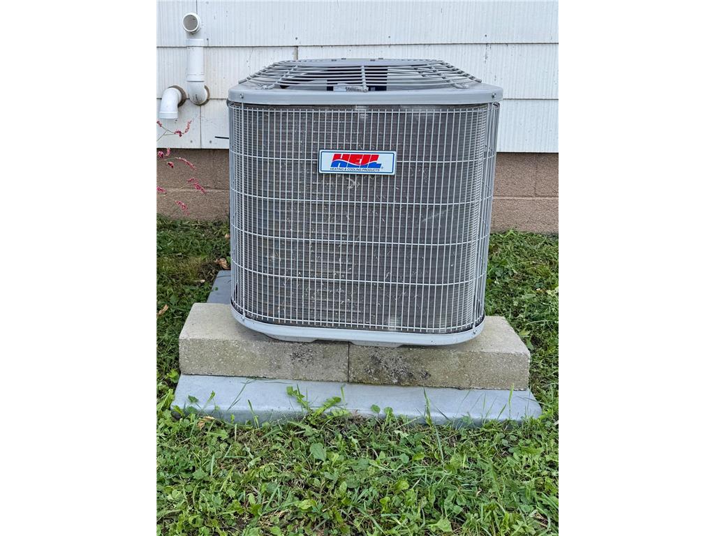 1715 SE Marshall Street Albert Lea MN 56007 6800472 image27