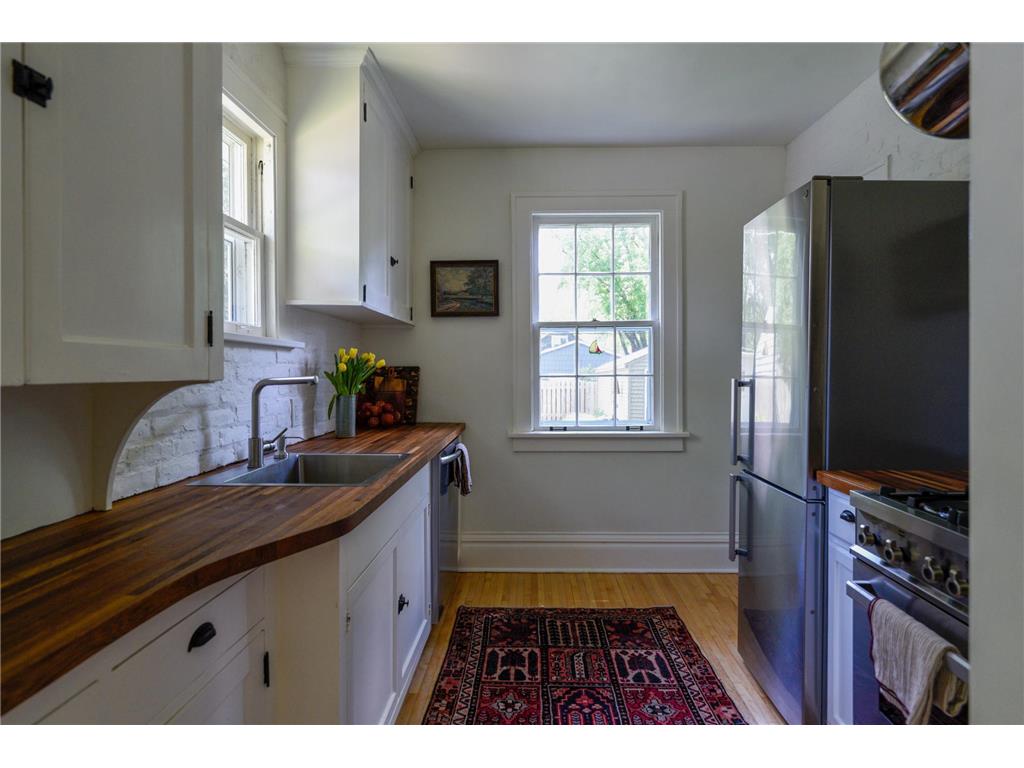 1716 Juliet Avenue Saint Paul MN 55105 7085107 image15