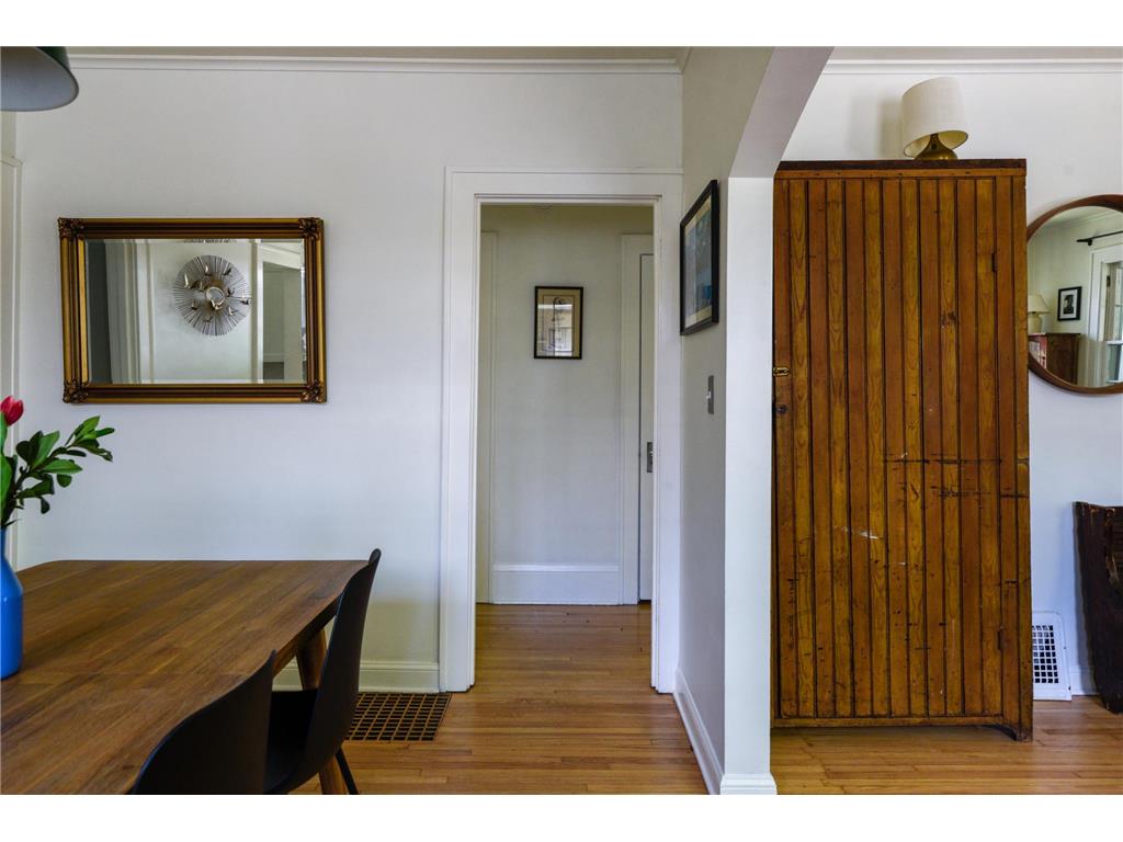 1716 Juliet Avenue Saint Paul MN 55105 7085107 image20