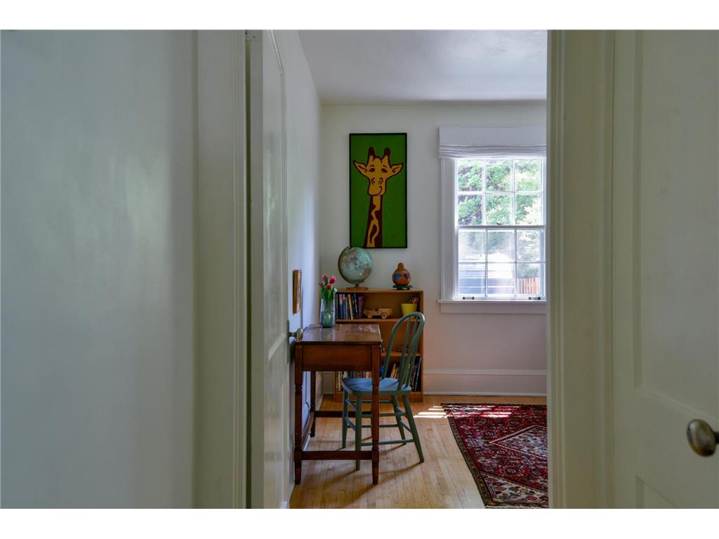 1716 Juliet Avenue Saint Paul MN 55105 7085107 image21
