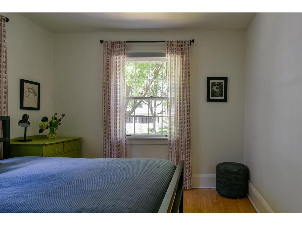 1716 Juliet Avenue Saint Paul MN 55105 7085107 image29