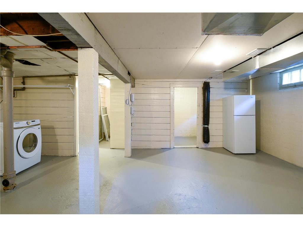 1716 Juliet Avenue Saint Paul MN 55105 7085107 image39
