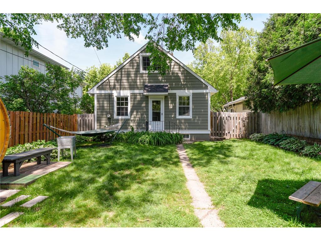 1716 Juliet Avenue Saint Paul MN 55105 7085107 image43