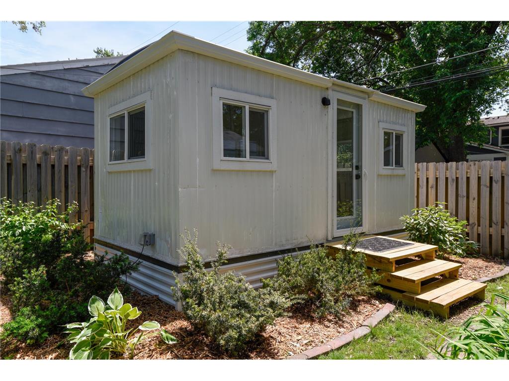 1716 Juliet Avenue Saint Paul MN 55105 7085107 image48