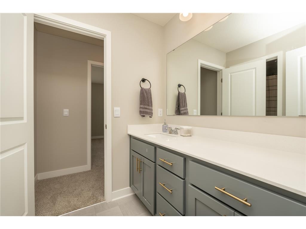 1716 Rainier Drive Shakopee MN 55379 7083374 image30