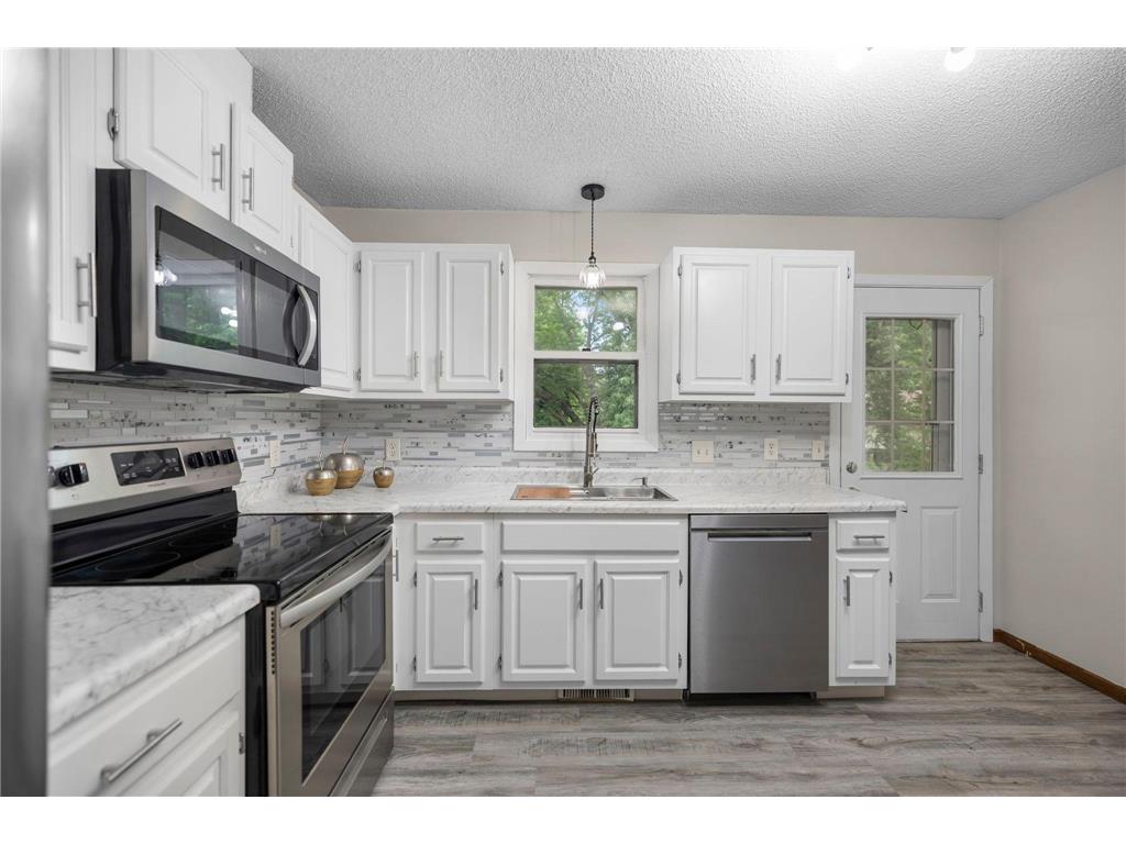 17160 Hershey Court Lakeville MN 55044 7091513 image16