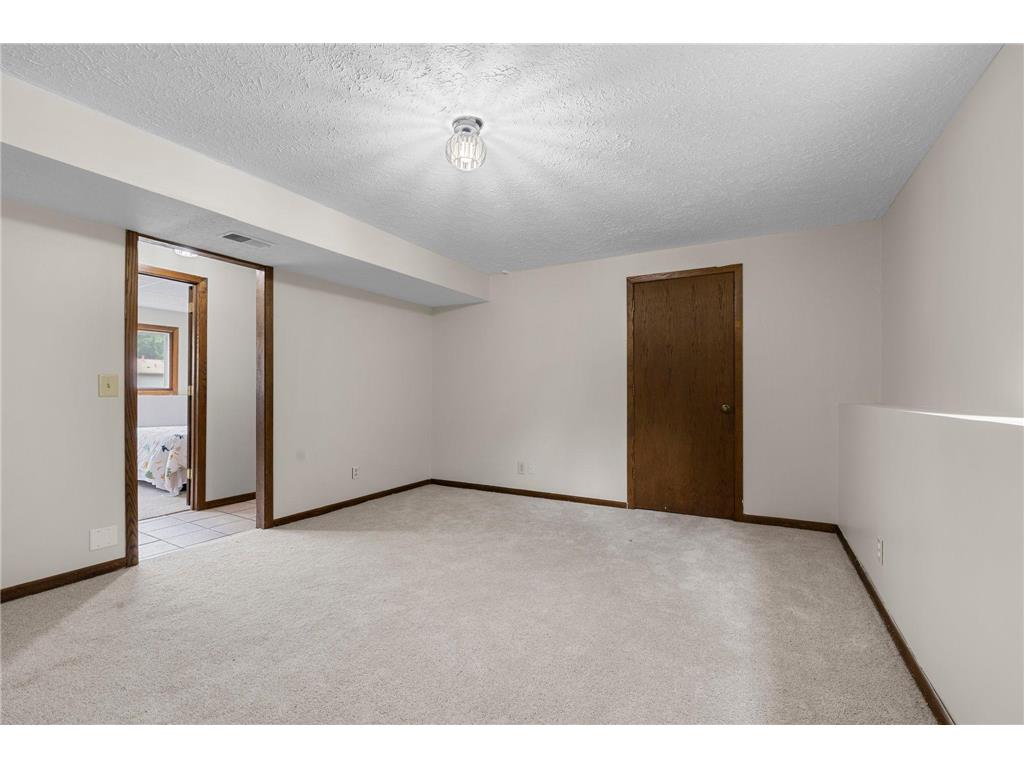 17160 Hershey Court Lakeville MN 55044 7091513 image46