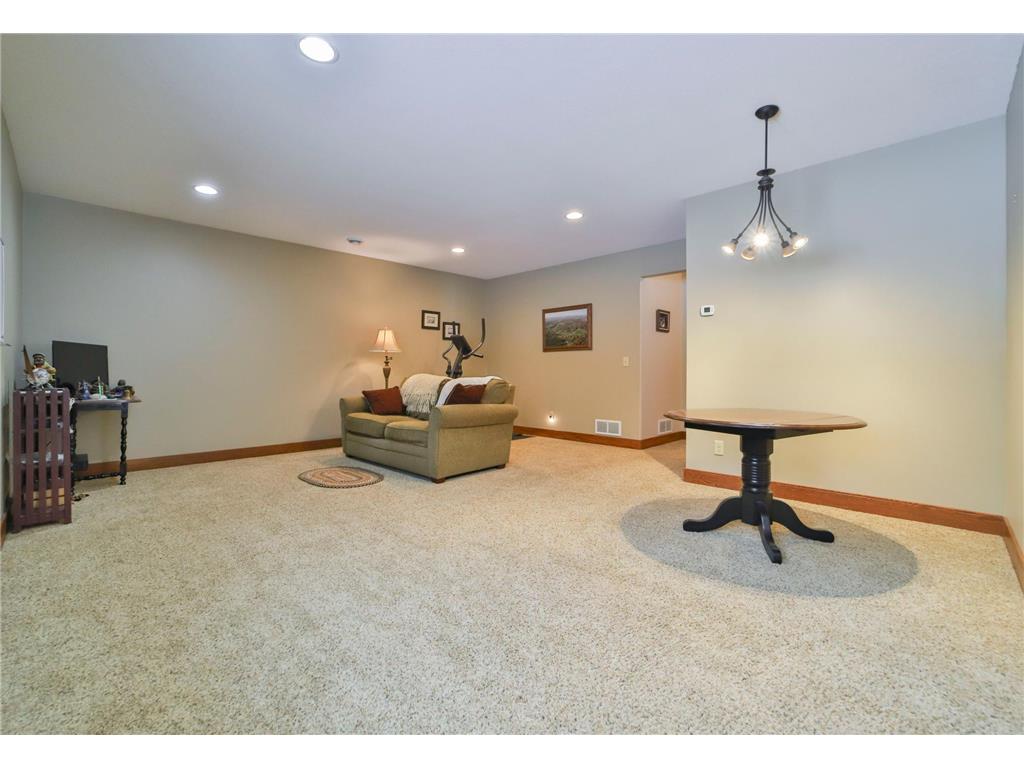 17162 Leonard Lane, Brainerd, MN, 56401 MLS 6508951 Edina Realty