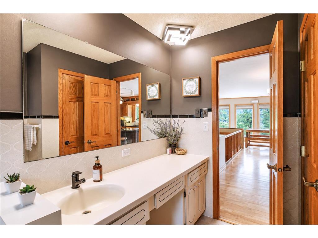 17168 560th Avenue Austin MN 55912 7077728 image32