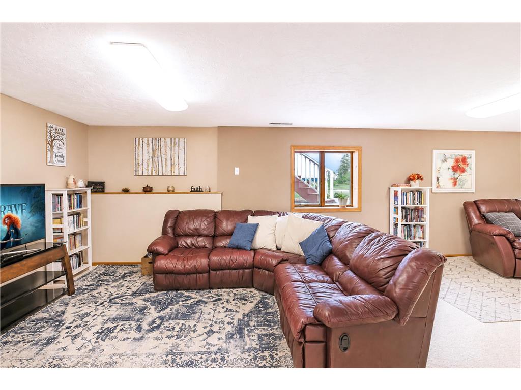 17168 560th Avenue Austin MN 55912 7077728 image36