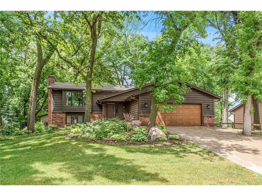 17169 Grenadier Avenue, Lakeville, MN 55044 MLS 6391170 Edina Realty