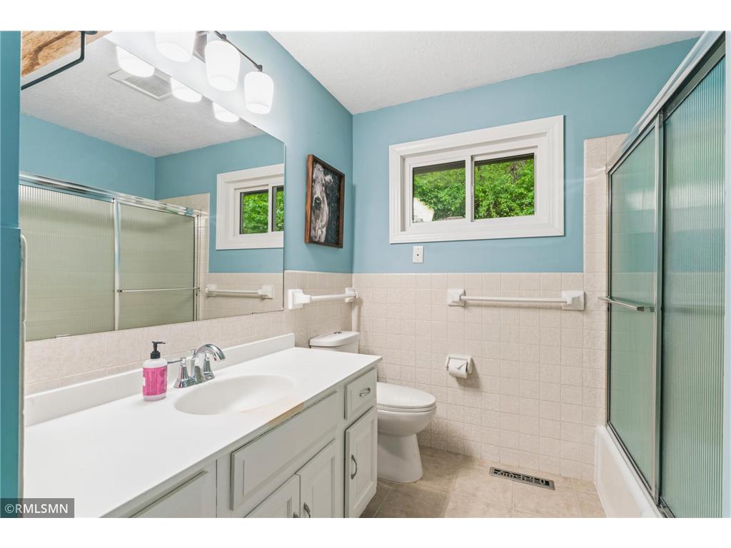 1717 11th Avenue NE Rochester MN 55906 7076700 image20