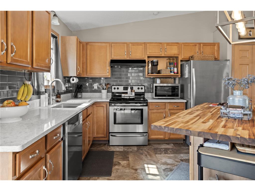 1717 13th Street E West Fargo ND 58078 7099763 image7