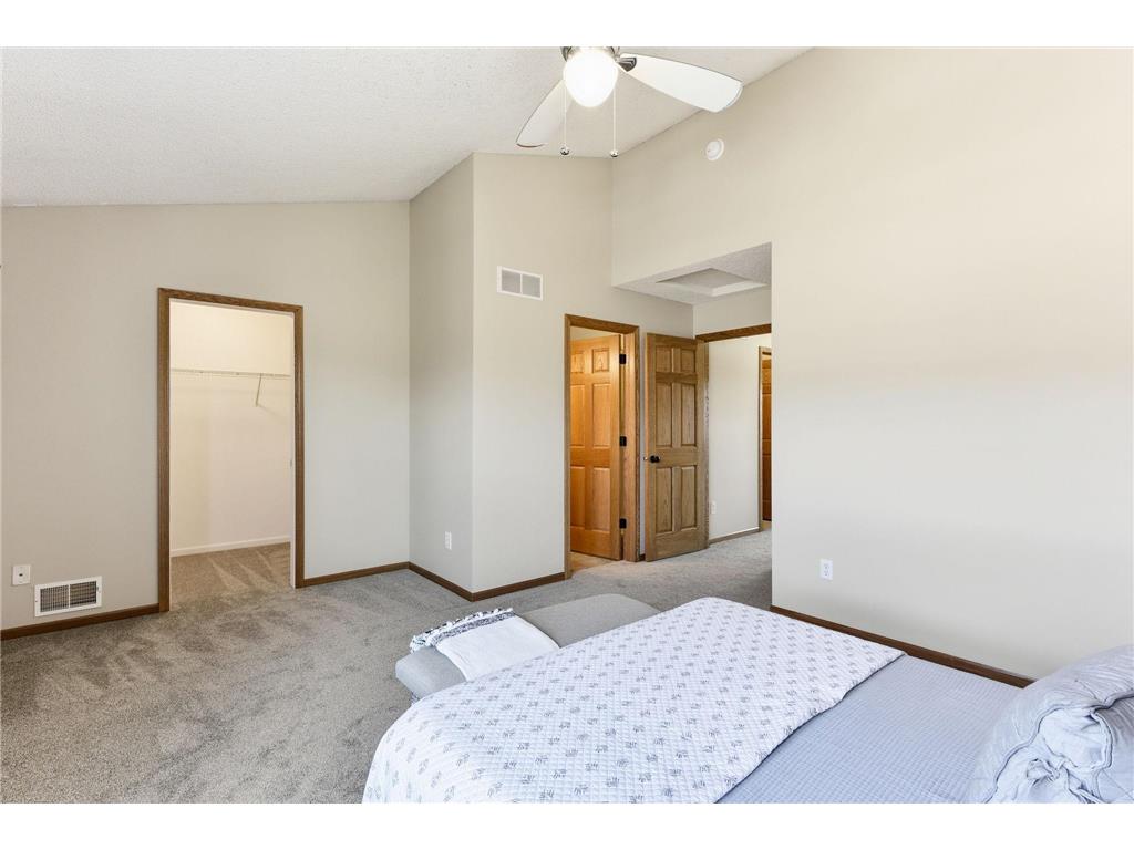 1718 Riverside Drive Shakopee MN 55379 7061845 image18