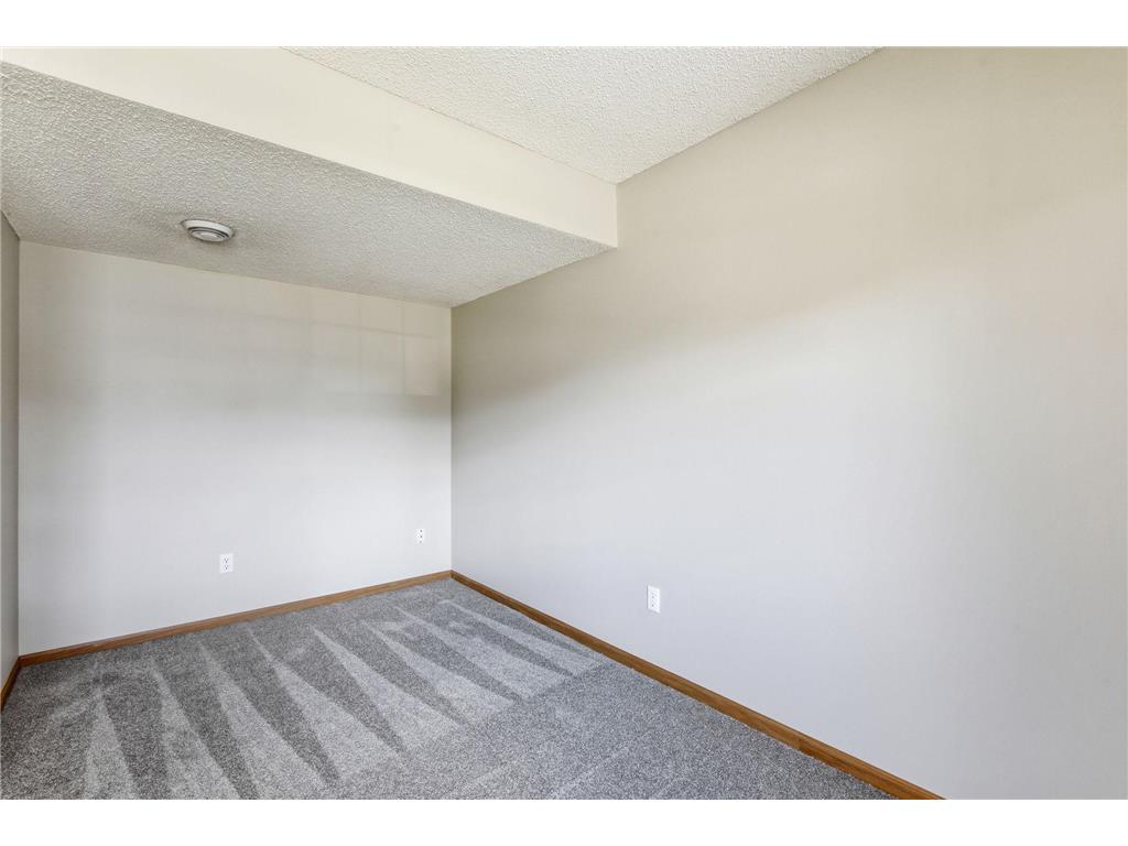 1718 Riverside Drive Shakopee MN 55379 7061845 image31