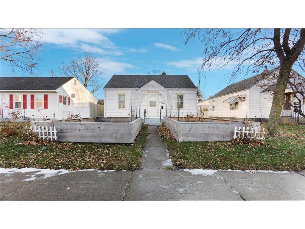 1718 University Drive S, Saint Cloud, MN, 56301 MLS 6466108 Edina